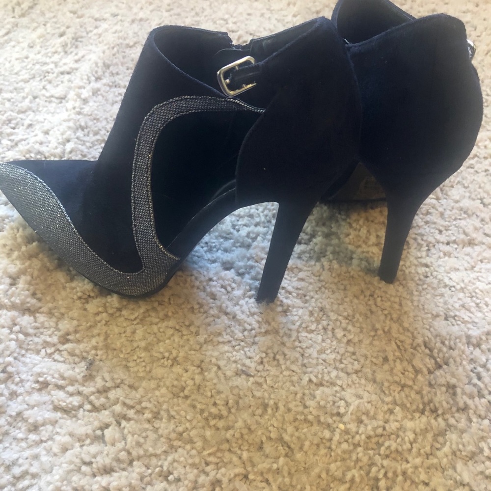 High Heels with left side peek